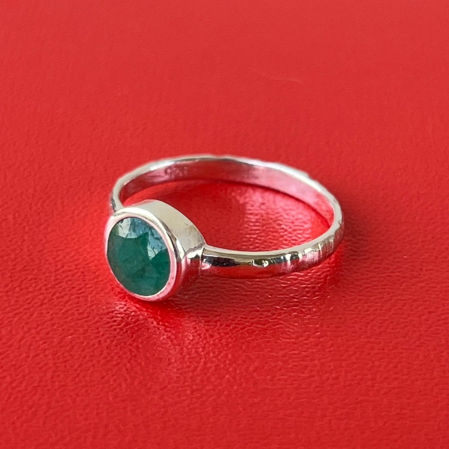 Anillo Esmeralda SAMADHI | "Sanación emocional, amor y Abundancia" | Plata 925