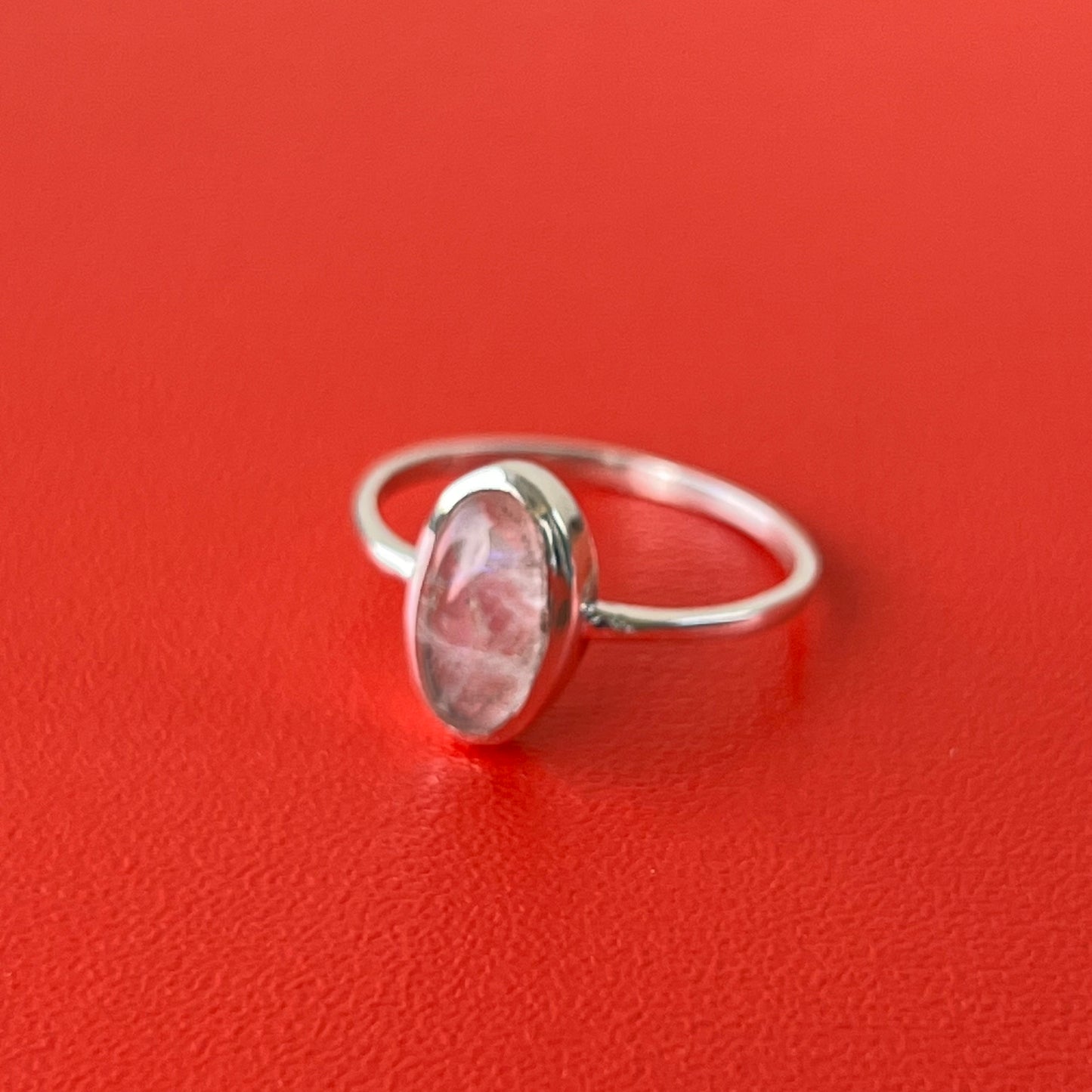 Anillo Cuarzo Rosa OVALE | "Amor propio y Sanación emocional" | Plata 925