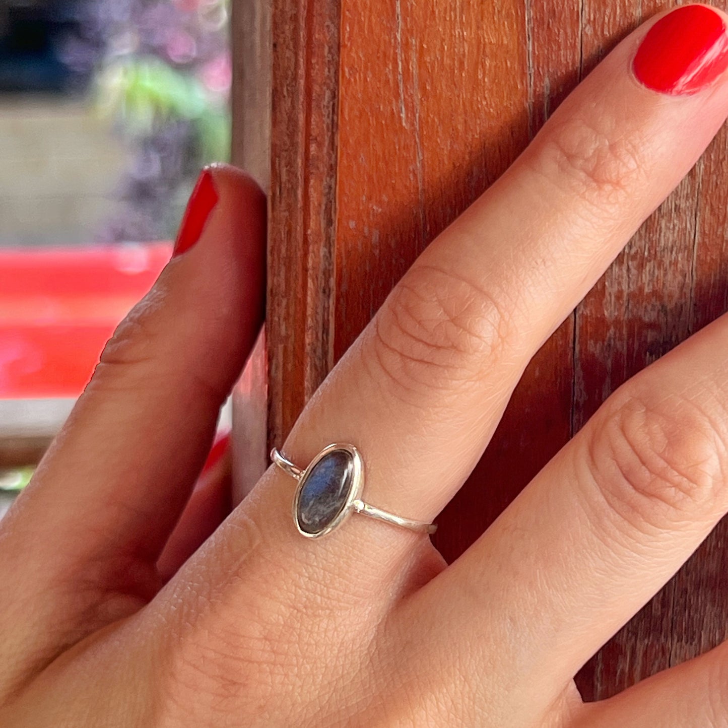 Anillo Labradorita OVALE | "Protección, Intuición y espiritualidad"| Plata 925