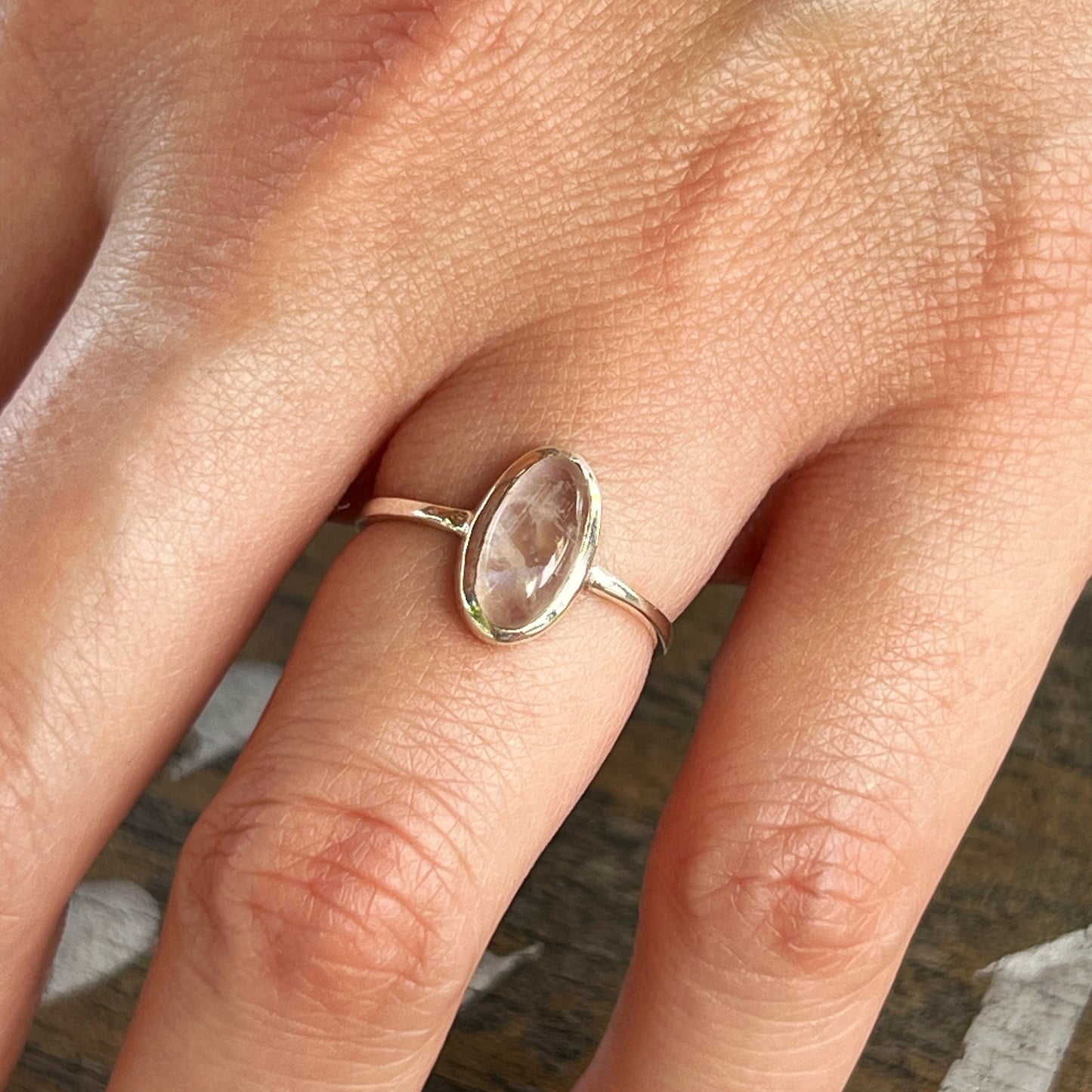 Anillo Cuarzo Rosa OVALE | "Amor propio y Sanación emocional" | Plata 925