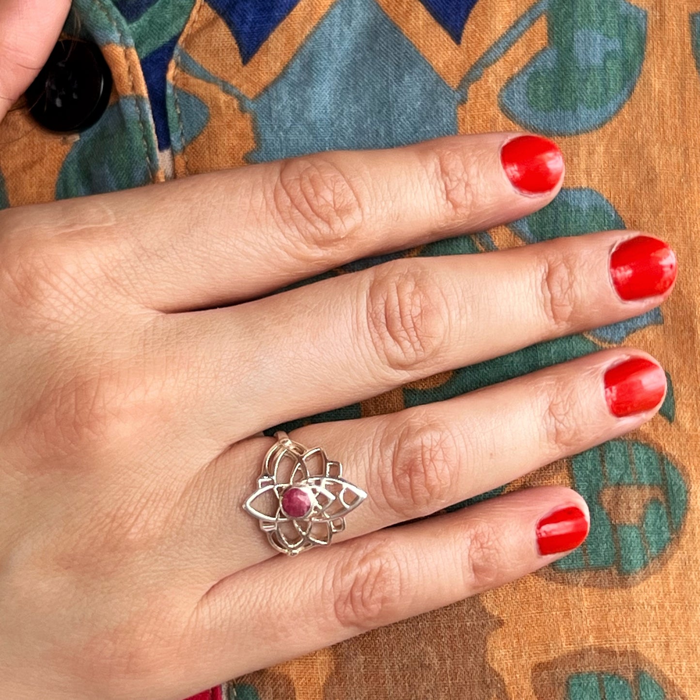 Anillo Rubí PADMA | "Vitalidad, Amor y Prosperidad" | Plata 925