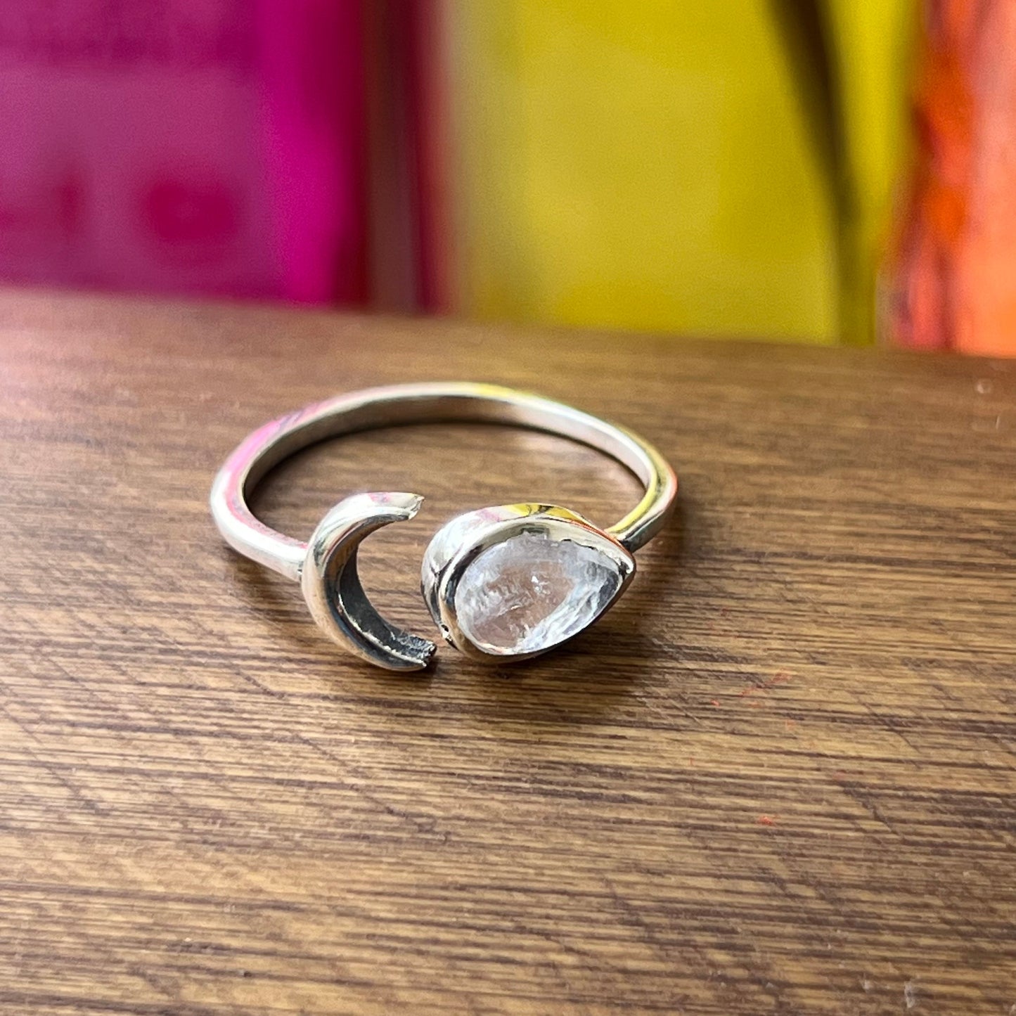 Anillo Piedra Luna GRAHANA | "Equilibrio emocional, Calma e Intuición" | Plata 925