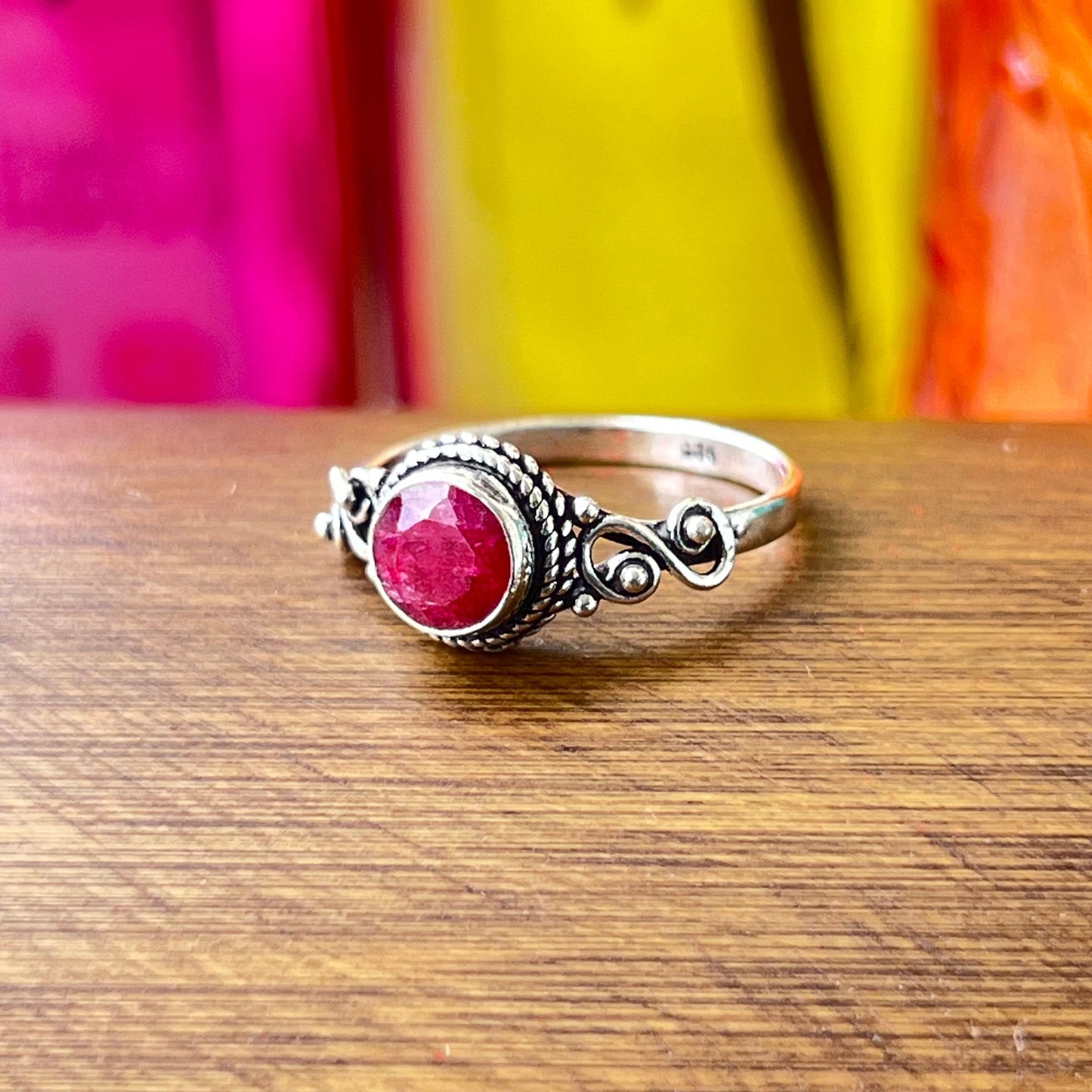 Anillo Rubí AGNI | "Vitalidad, Amor y Prosperidad" | Plata 925