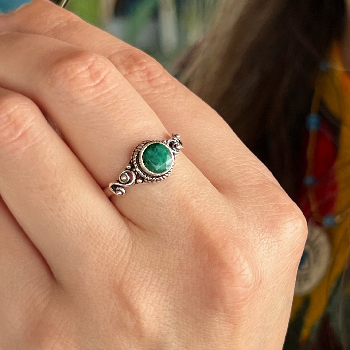Anillo Esmeralda AGNI | "Sanación emocional, amor y Abundancia" | Plata 925
