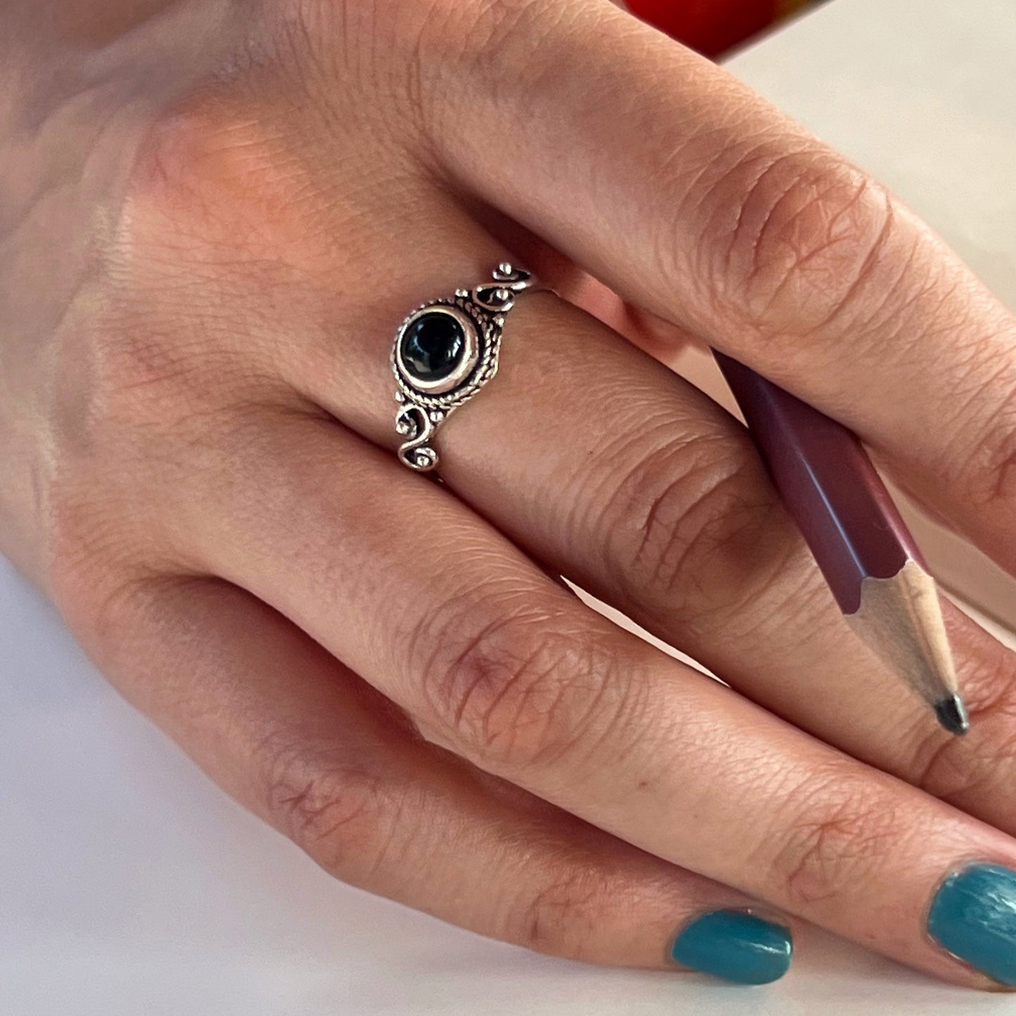 Anillo Ónix AGNI | "Protección y fortaleza" | Plata 925