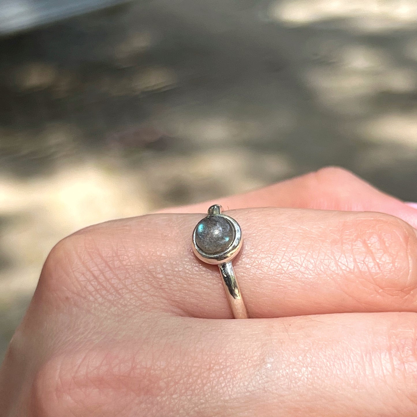 Anillo Labradorita PURMINA | "Protección, Intuición y espiritualidad"| Plata 925