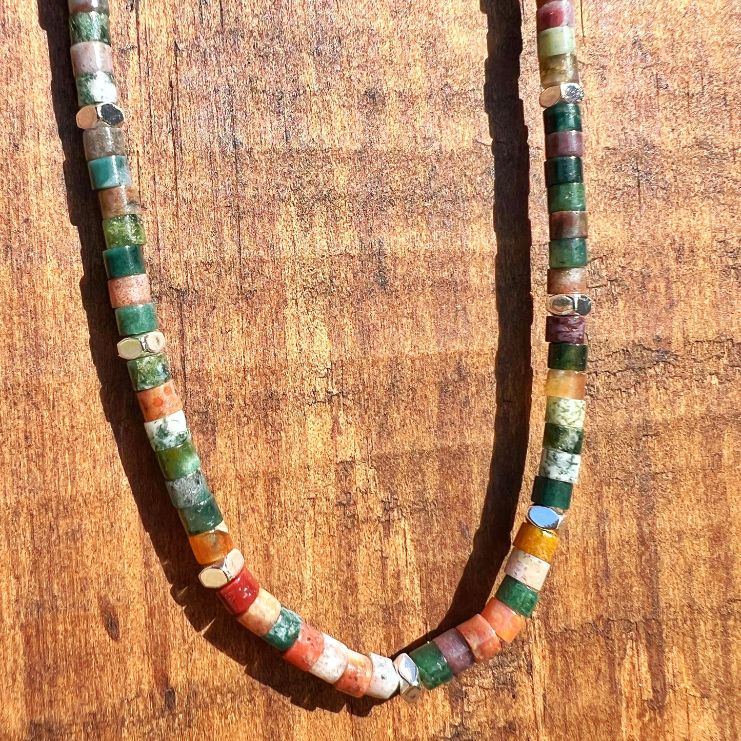 Collar "Armonía Emocional y Conexión con la Tierra" | Ágata de India y Hematita