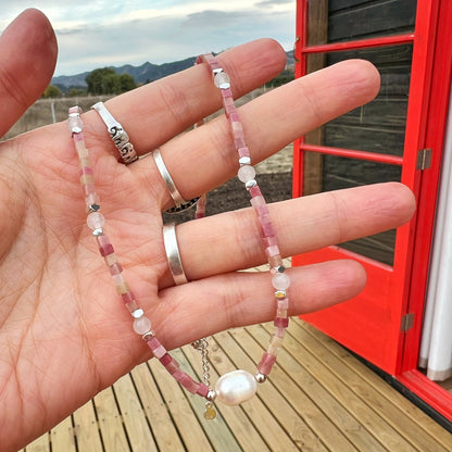 Collar "Amor Propio y Energía Femenina" | Cuarzo rosa, Rodocrosita y Perla de Río | Plata 925