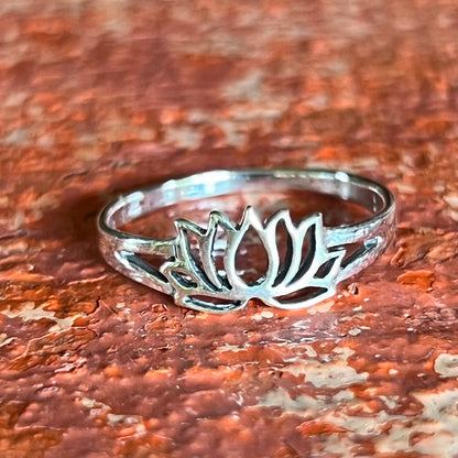 ANILLO DE PLATA | Flor de Loto