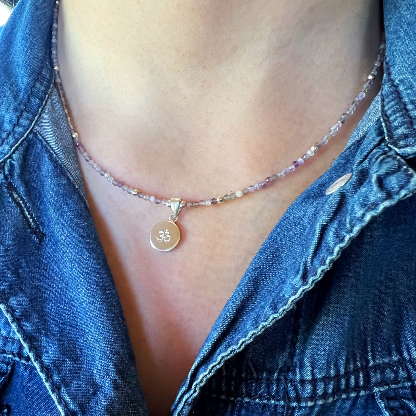 Collar "Conexión y Equilibrio Interior" | Amatista y Om | Plata 925