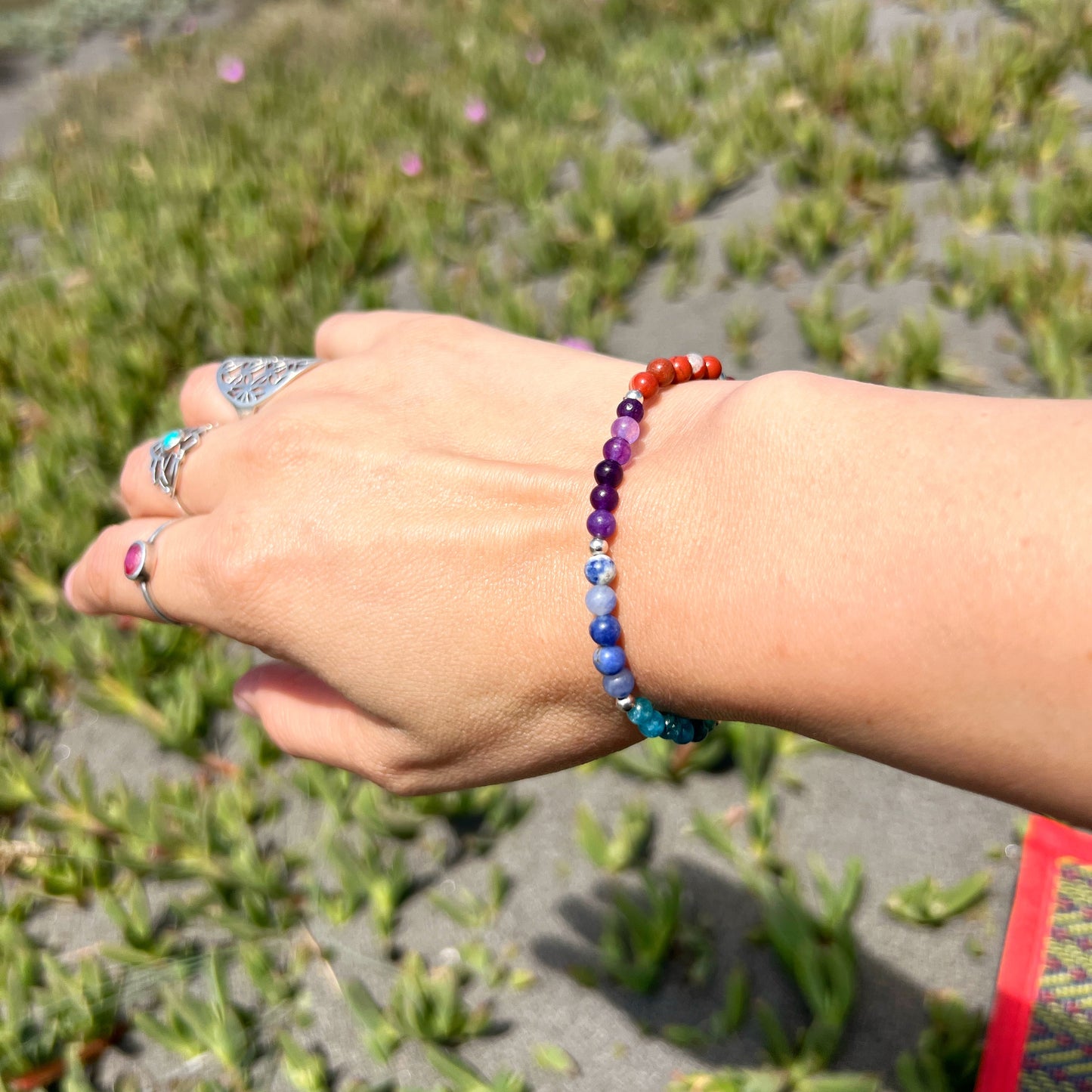 PULSERA ELASTICADA 7 CHAKRAS "ESCUDO PROTECTOR" | Piedras Naturales | Plata 925