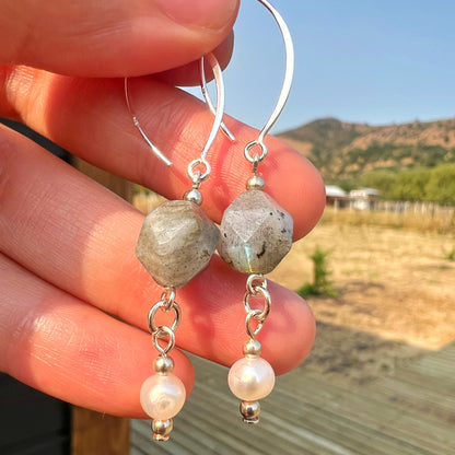 Aretes Labradorita | "Protección espiritual" | Perla de río y plata 925