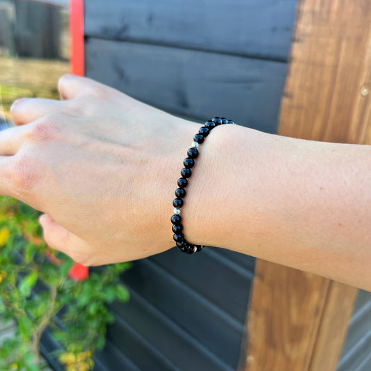 PULSERA ELASTICADA "PROTECCIÓN Y ENRAIZAMIENTO | Turmalina negra | Plata 925 (Copia)