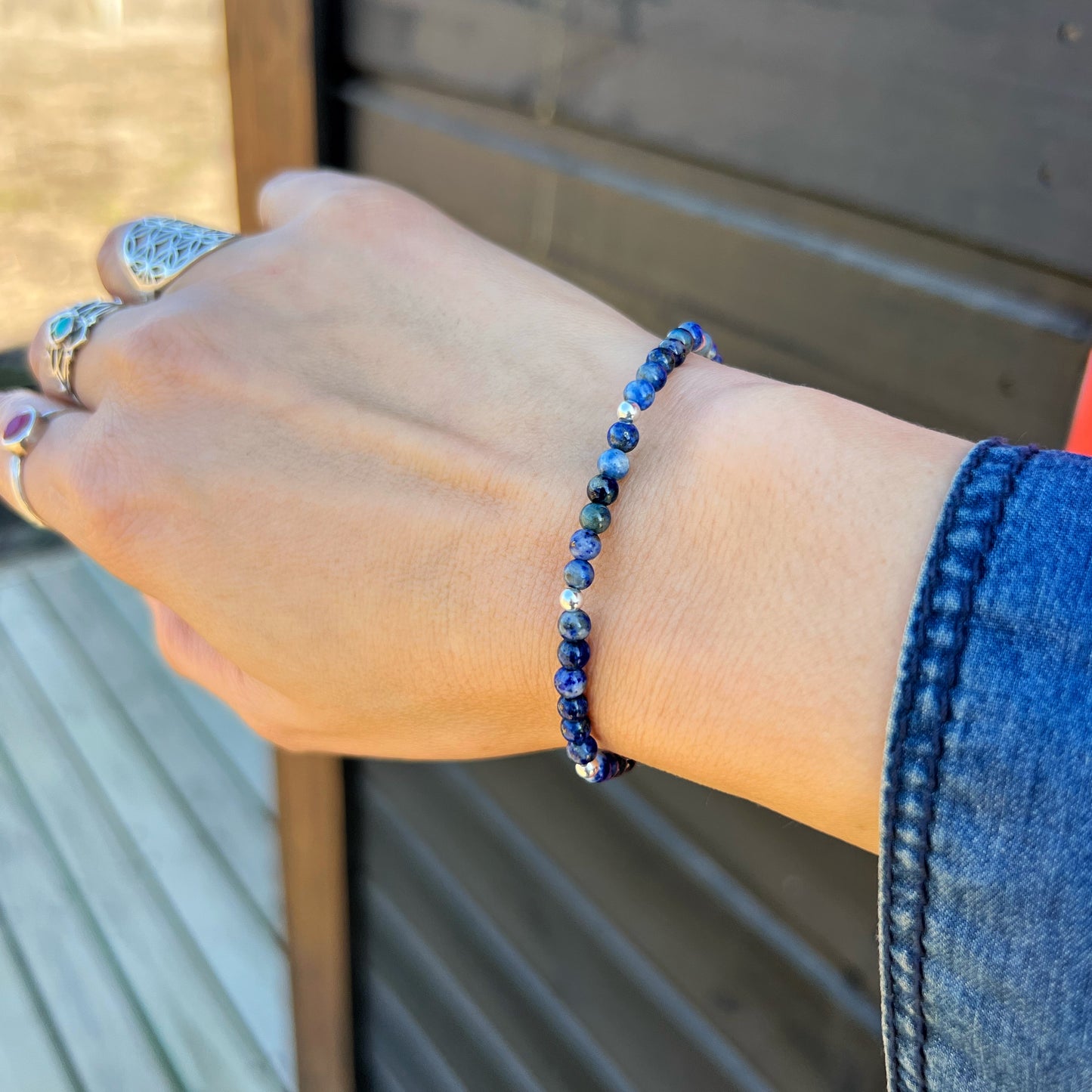 PULSERA ELASTICADA "CLARIDAD E INTUICIÓN" | Sodalita | Plata 925