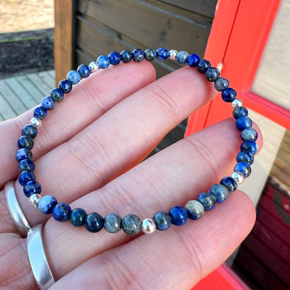 PULSERA ELASTICADA "CLARIDAD E INTUICIÓN" | Sodalita | Plata 925